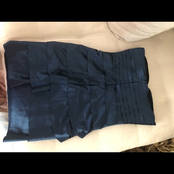 Strapless dress size small (4-6) - Picture 11 of 12